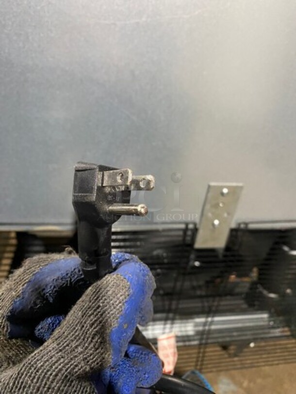 LATE MODEL! 2020 Bison Commercial Single Door Reach In Cooler! Poly Coated Racks! All Stainless Steel! On Casters! Model: BRR21 SN: BRR2100320080500K80011 115V 60HZ 1 Phase! Working When Removed! - Image 9 of 10