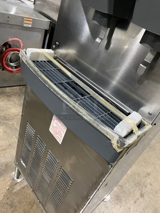 LATE MODEL! 2019 Follett Commercial Ice And Water Dispenser! All Stainless Steel! On Legs! Symphony Series Model: 25FB425W 115V 60HZ 1 Phase - Image 6 of 9