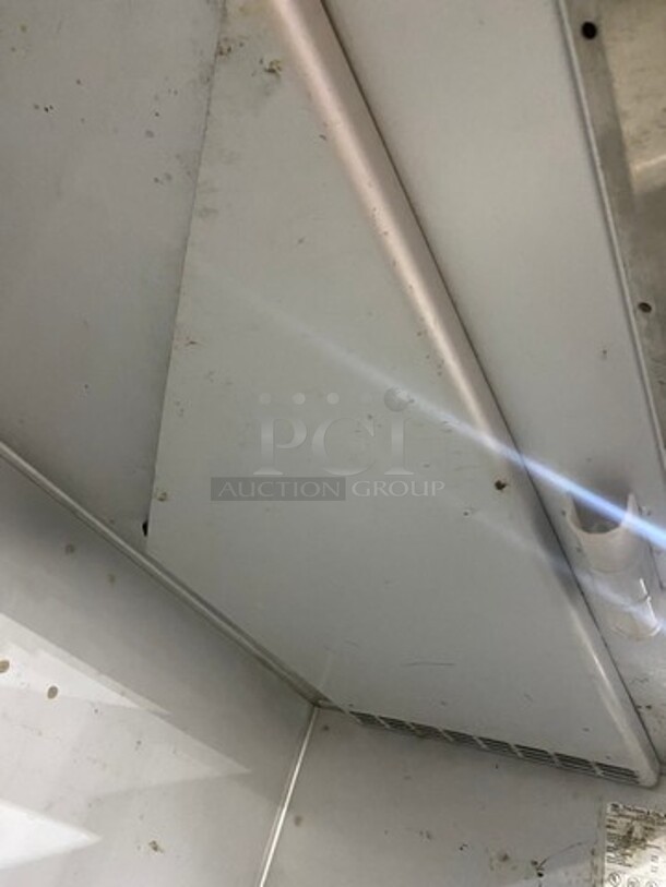 TRAULSEN 2 Door Reach In  Refrigerator! All Stainless Steel W/ Poly Coated Racks! On Legs! Model SG20010  Serial T955280A98 115V/60Hz/1 Phase - Image 7 of 9