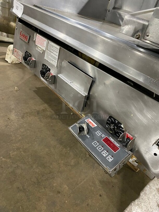 Lang Commercial Countertop Natural Gas Powered Flat Top Griddle With Clamshell Flat Hood Press! With Thermostatic Controls! Built In Hood! With Back And Side Splashes! All Stainless Steel! Model: 236SCHENSH SN:GT2360917A0013  - Image 7 of 11