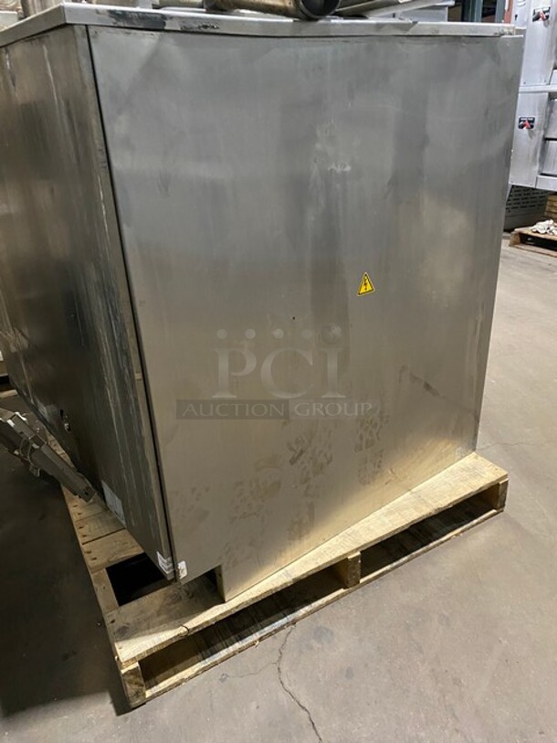 GREAT! 2021 LATE MODEL! Rational Commercial Electric Powered iCombi Pro Combitherm Convection Oven! With View Through Door! All Stainless Steel! LSF100EE.AXXXX!  - Image 3 of 9