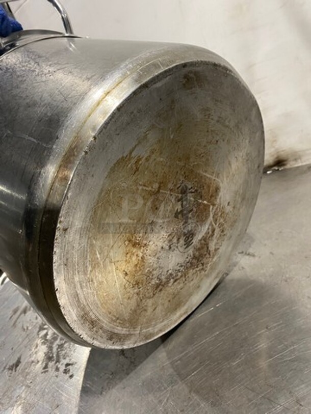 Metal Stock Pot! With Side Handles! - Image 3 of 5