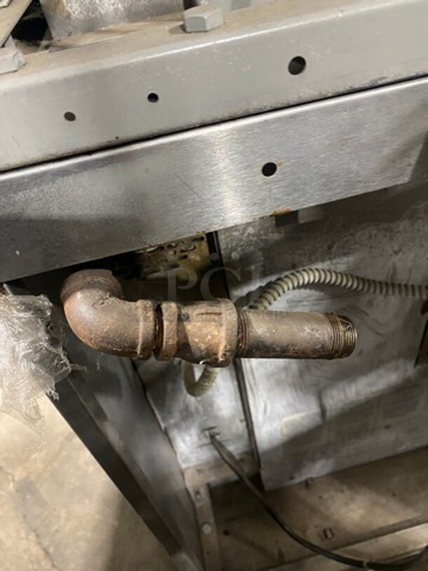 Garland Commercial Gas Powered Double Deck Convection Oven! With View Through Doors! Metal Oven Racks! All Stainless Steel! On Casters! 2x Your Bid Makes One Unit! - Image 9 of 9