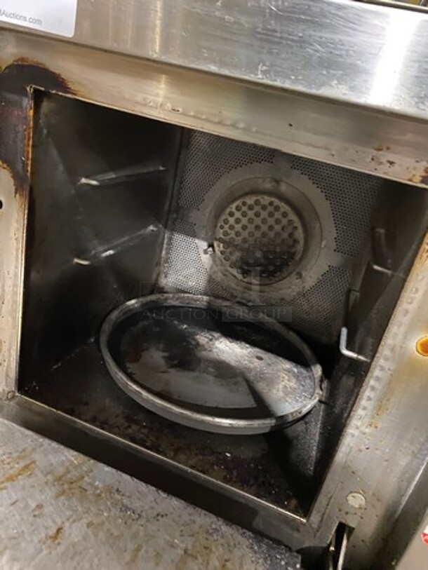 Merrychef Commercial Countertop Rapid Cook Oven! Model: EIKONE3 SN: 1307213090958 208/240V - Image 6 of 8