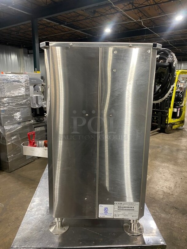 Fetco Commercial Countertop Hot Water Dispenser! All Stainless Steel! On Legs! 220-240V 3 Phase! Model: HWB-10 MIP SN: 960350171524! - Image 3 of 8