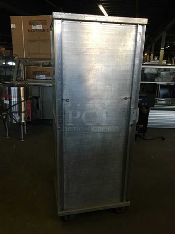 Cres Cor Commercial Single Door Enclosed Pan Transport Rack! Holds Up To Full Size Trays/Pans! With View Through Door! All Stainless Steel! On Casters! - Image 4 of 6