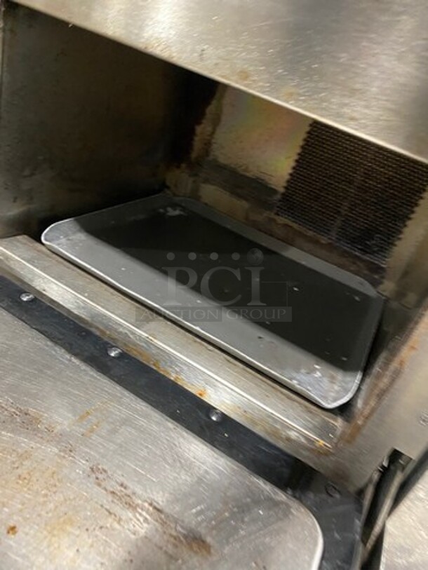 Turbo Chef Commercial Countertop Rapid Cook Oven! On Small Legs! Model: NGO SN: NGOD11039 208/240V 60HZ 1 Phase - Image 6 of 8