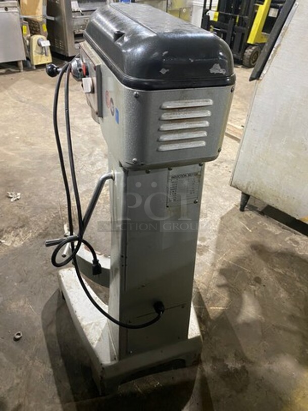 Anvil Commercial Planetary Mixer! Model: MIX7030 SN: 21254 110V 60HZ 1 Phase - Image 4 of 10