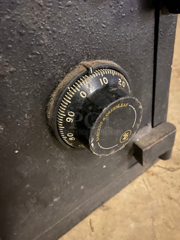 Sargent & Greenleaf Heavy Duty Black Metal Single Compartment Safe! Does Not Come With Combination! - Image 5 of 6