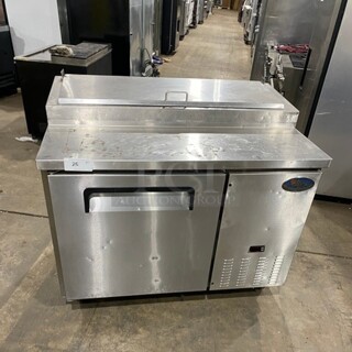 Valpro Commercial Refrigerated Pizza Prep Table! With Single Door Storage Space! All Stainless Steel! On Casters! Model: VPP44 SN: 8004233 115V 1 Phase