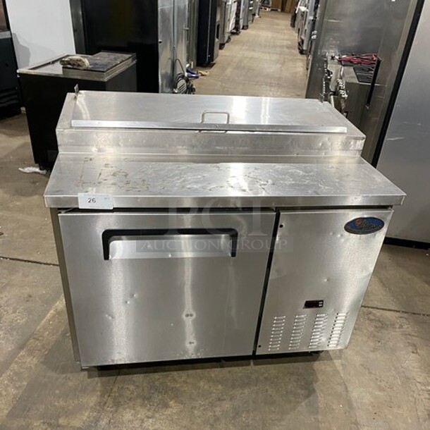 Valpro Commercial Refrigerated Pizza Prep Table! With Single Door Storage Space! All Stainless Steel! On Casters! Model: VPP44 SN: 8004233 115V 1 Phase - Item #1113604