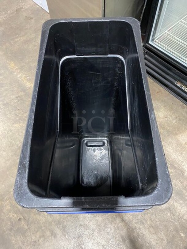 Heavy Duty Trash Cans! 3x Your Bid! - Image 3 of 4