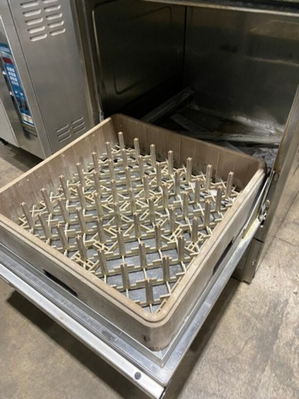 Hobart Commercial Undercounter Heavy Duty Dishwasher! With Poly Dish Rack! All Stainless Steel! Model: LXIH SN: 231066373 120/208-240V 60HZ 1 Phase - Image 5 of 9