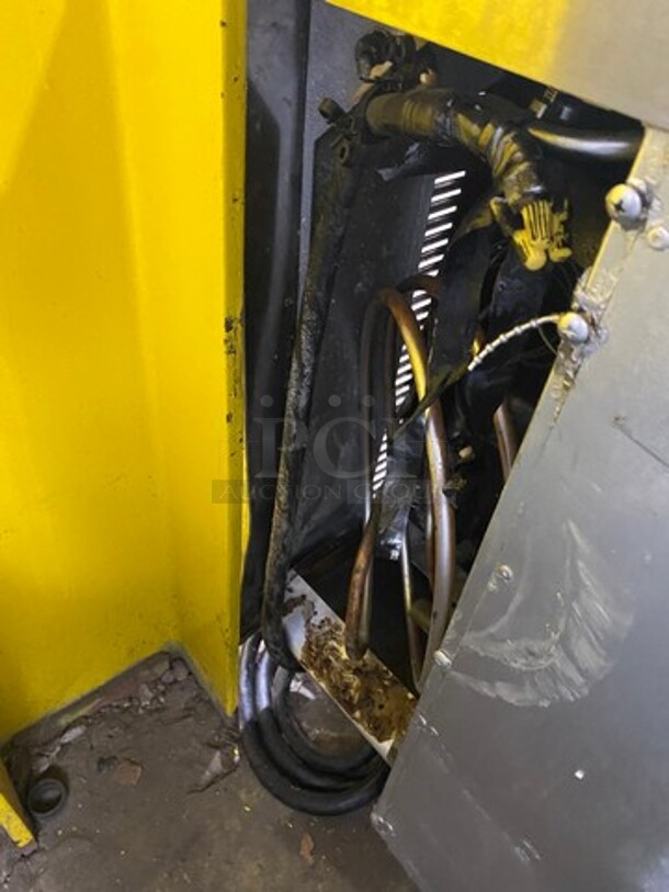 Silver King Commercial Refrigerated Chef Base! With 4 Drawer Storage Space! All Stainless Steel! On Casters! Model: SKRCB84H SN: SAJB65620A 115V 60HZ 1 Phase - Image 7 of 7