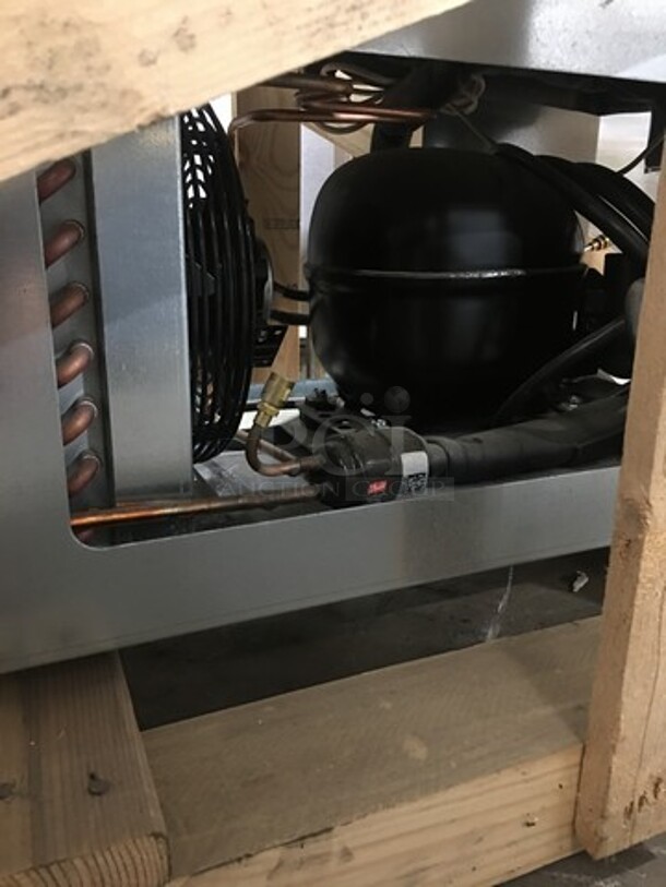 AWESOME! NEW! IN THE CRATE! Delfield Commercial Drop In Cold Pan! Solid Stainless Steel! Model: 8148EFN SN: 1707150000131 115V 60HZ 1 Phase - Image 6 of 7