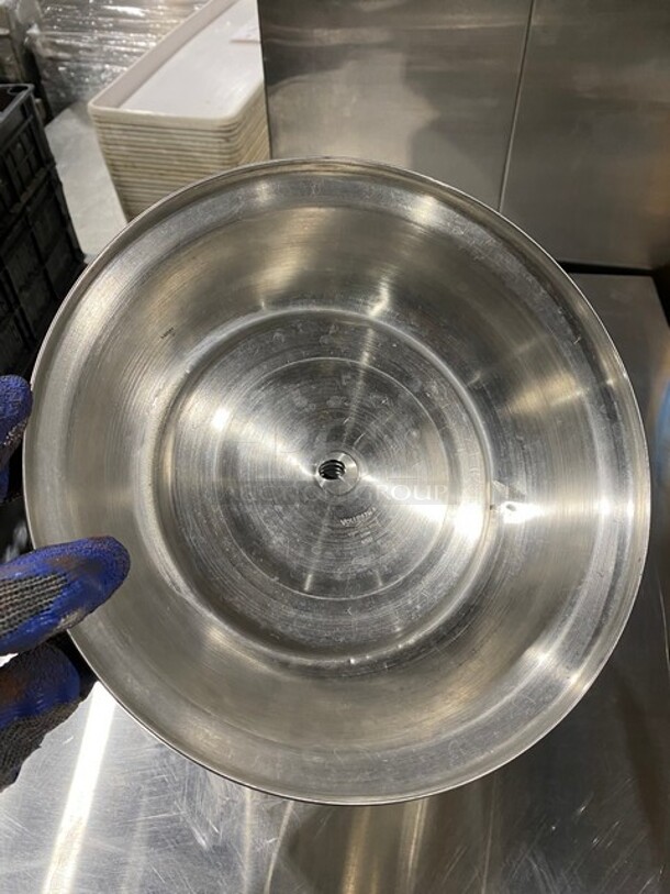 Vollrath All Stainless Steel Food Covers! 25x Your Bid! - Image 4 of 7