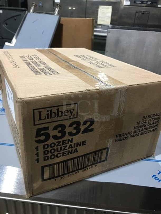 NEW! IN THE BOX! Libbey 16 OZ Baseball Mixing Glasses! - Image 2 of 6