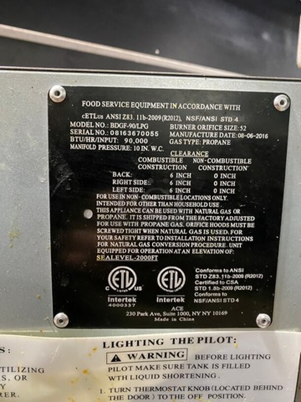 NICE! LATE MODEL! 2016 Black Diamond Commercial LP Powered Deep Fat Fryer! With 2 Metal Frying Baskets! All Stainless Steel! On Legs! Model: BDGF90 SN: 08163670055 - Image 9 of 12