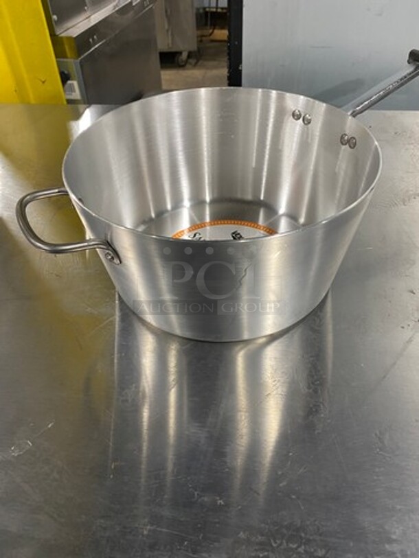 NEW! Vollrath Aluminum Saucepans! With Cool Touch Handles! 2x Your Bid! - Image 2 of 5