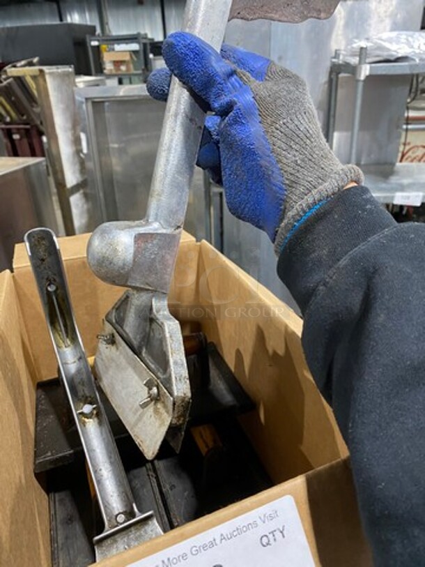 ALL ONE MONEY! MISCELLANEOUS! Includes Grill Press, Grill Scraper And More! - Image 2 of 6