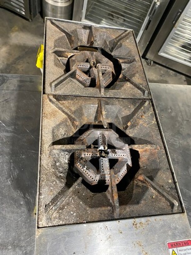 Late Model! Cookrite Commercial Countertop Gas Powered 2 Burner Range! All Stainless Steel! On Legs! Model: ATHP122 SN: ATHP122AUS100317081500C40263! Working When Removed!  - Image 4 of 8
