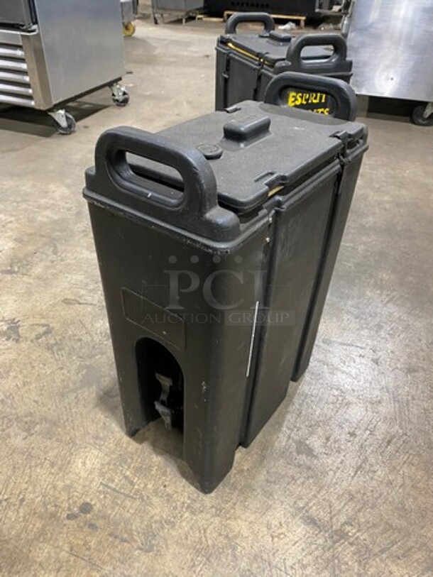 Cambro Insulated Beverage Dispenser/ Holder! With Side Handles! With Lid! - Image 3 of 6