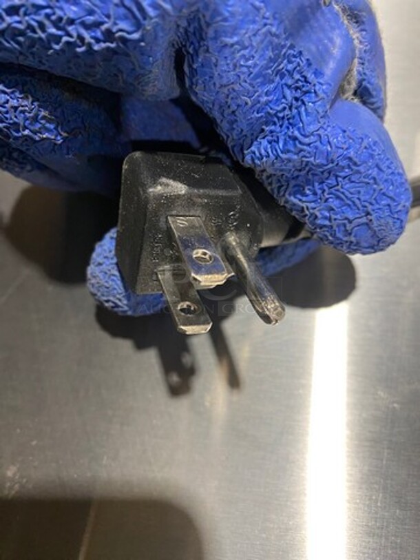 WOW! NEW! OUT OF THE BOX! Continental Commercial 2 Door Lowboy/Worktop Cooler! With Back Splash! All Stainless Steel! Model: SW60NSSBS SN: 159C9884 115V 60HZ 1 Phase - Image 10 of 10