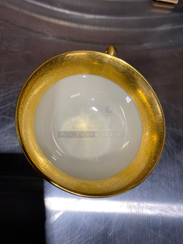 BEAUTIFUL! ELEGANT! BRAND NEW! NEVER USED! Lenox 12 Piece Teacups! Ivory With 24K Gold Trim Dinnerware Collection! Includes Protective Material Carrier! 12x Your Bid! - Image 4 of 7