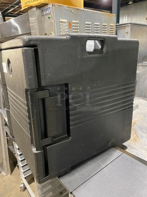 NICE! Cambro Insulated Food Pan Carrier! - Image 3 of 6