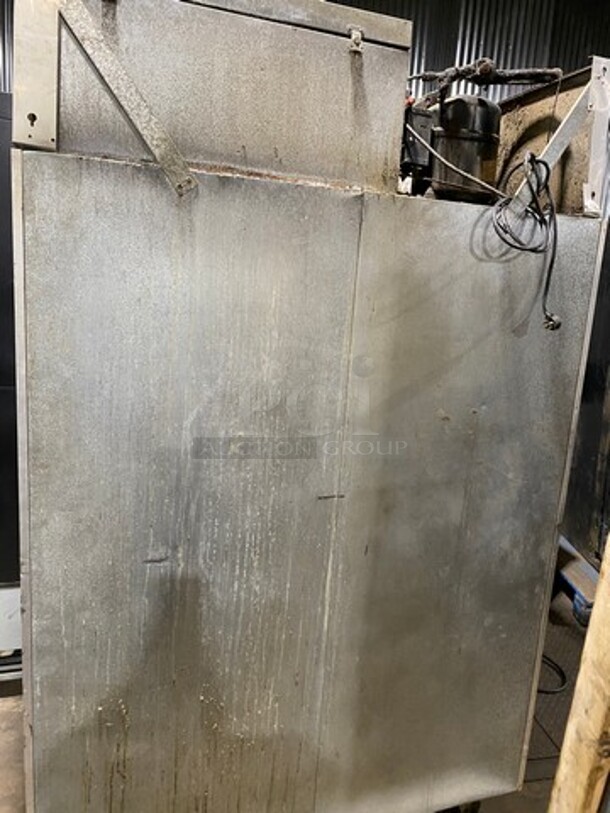 Victory Commercial 2 Door Reach In Freezer! All Stainless Steel! On Casters! Model: FA2DS7 SN: D0166942 115V 60HZ 1 Phase - Image 3 of 10