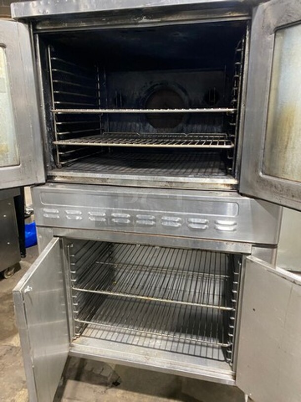 Blodgett Commercial Single Deck Convection Oven! With View Through Doors! Metal Oven Racks! With Closed Storage Space Underneath! All Stainless Steel! On Legs! - Image 5 of 9
