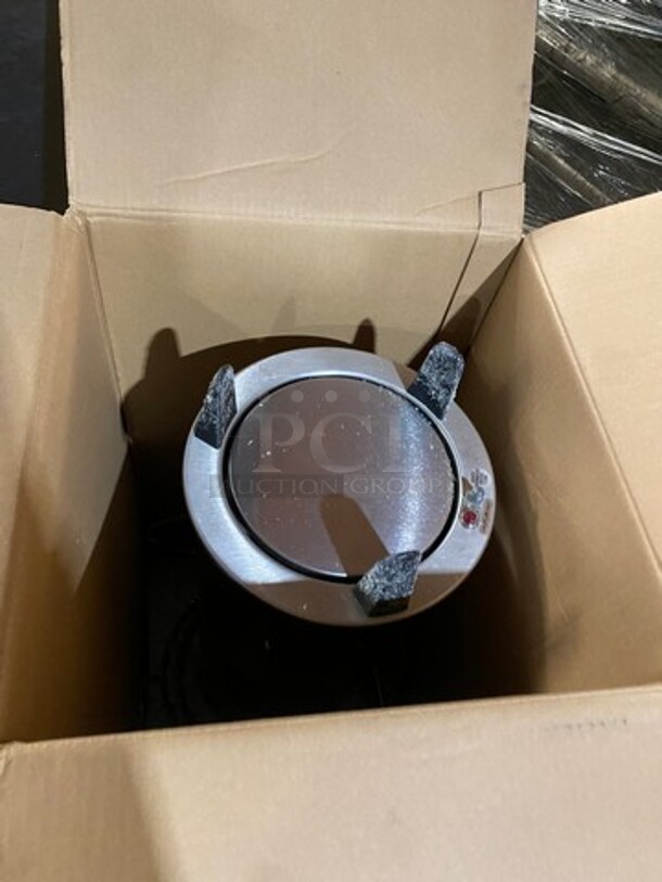 BRAND NEW! IN THE BOX! Lakeside Commercial Electric Powered Heated Plate Dispenser! All Stainless Steel!  120V - Image 2 of 5