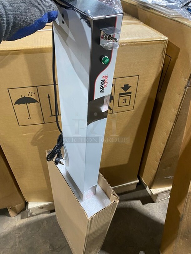NEW IN BOX! APW Wyott Electric Powered Food Warming Strip! Model FD54L SN:8206320120008 230V 1PH! Working! - Image 2 of 7