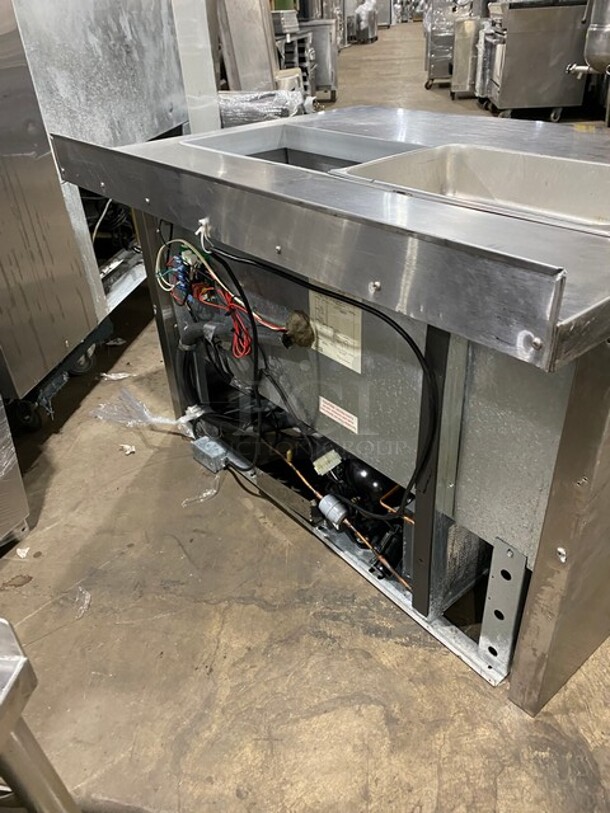 Continental Commercial Refrigerated Sandwich Prep Table! With 2 Door Underneath Storage Space! All Stainless Steel! Model: SW4812 SN: 15742637 115V 60HZ 1 Phase - Image 4 of 10
