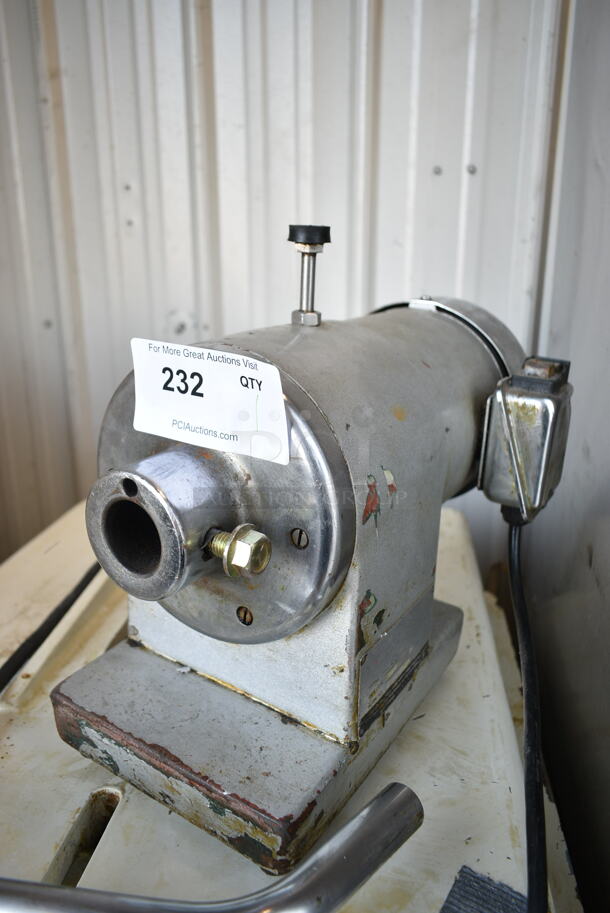 Metal Commercial Countertop Power Hub. 115 Volts, 1 Phase. Tested and Working! - Image 1 of 5