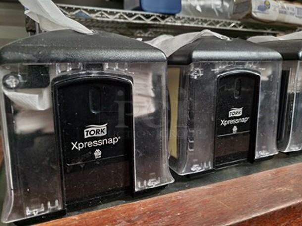 Tork Xpressnap|Napkin Dispenser.  - Image 1 of 3