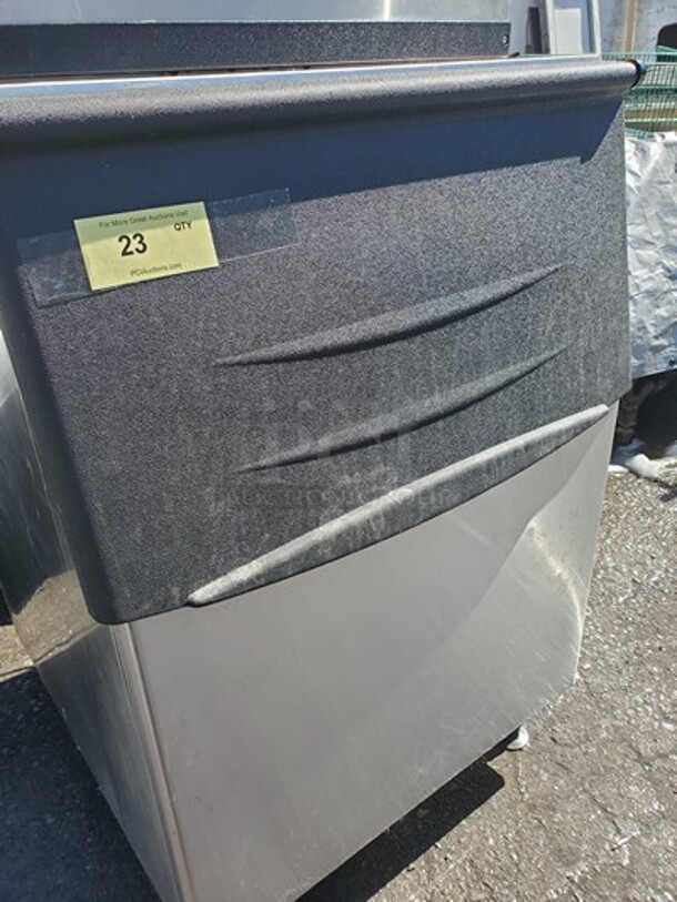 Pantin Commercial Ice Maker W/ Bin 115V  - Image 11 of 11