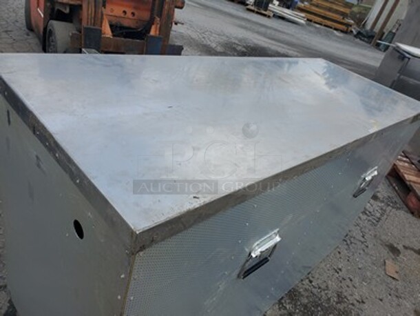 Aluminum Cabinet W/ Stainless Steel Top  - Image 3 of 3
