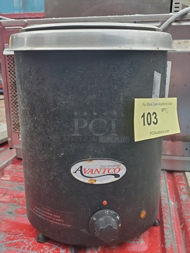 Avantco W300BK 6 Qt. Round Black Warmer - 120V, 300W BIDX2 - Image 2 of 5