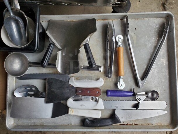 ALL ONE MONEY Kitchen Utensils! - Image 1 of 3