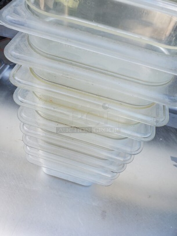 24oz Clear Food Pan BIDX11 - Image 4 of 4