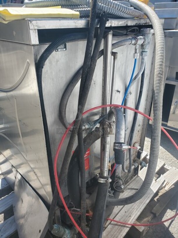 CMA 180UC Dishwasher Machine, Racks included! - Image 7 of 8
