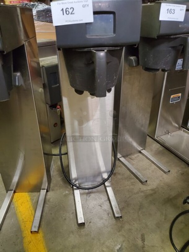 Fetco TBS-2121 SINGLE 3.5 Gallon Iced Tea Brewer W/ tea dispenser- 120V - Image 1 of 6