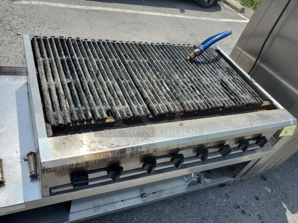 AMERICAN RANGE Natural Gas Charbroiler Stainless Steel Stand Included! 48X30X11 - Image 3 of 7