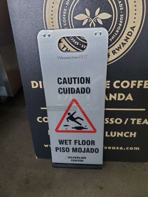 "WET FLOOR" Sign - Image 2 of 2
