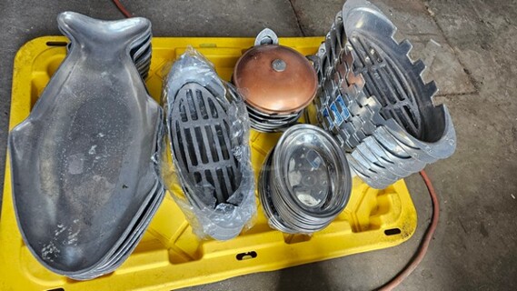 One Lot of Miscellaneous Kitchenware