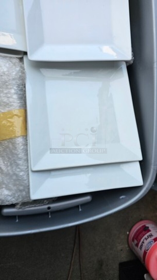 Lot of 30 Miscellaneous White Square Plates - Image 5 of 6