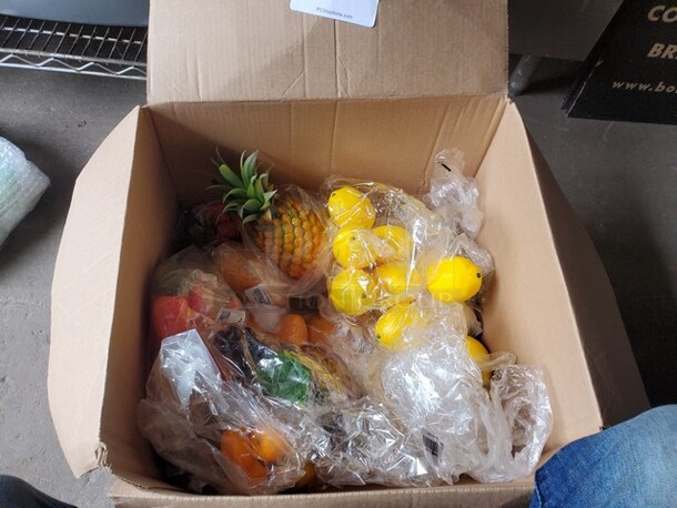 One lot of Plastic Fruit Decorations - Image 1 of 10