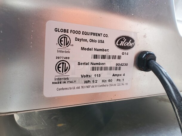 Globe G14 14" Electric Manual Food Slicer
115 V
60 Hz
1 PH - Image 3 of 3