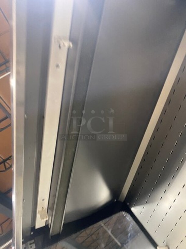 Sifa Commercial Refrigerated Open Grab-N-Go Display Case! With Pull Down Front Cover! Solid Stainless Steel! Model: GAEP6L096N0710 SN: 0403202000 220/240V - Image 7 of 9